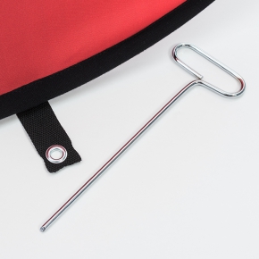 Öse und Bodendübel